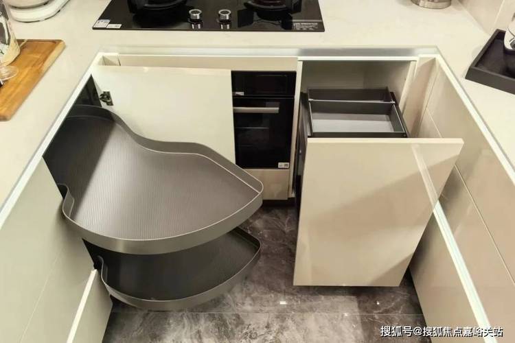 嵌入式电蒸箱常见故障及维修视频,嵌入式蒸箱坏了怎么替换2024/6/